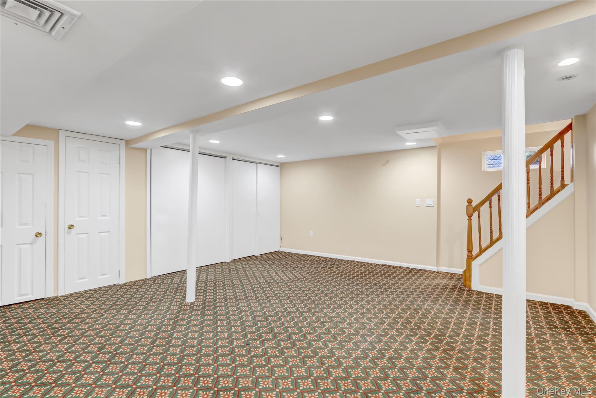 3rd St, New Hyde Park, NY 11040 #1