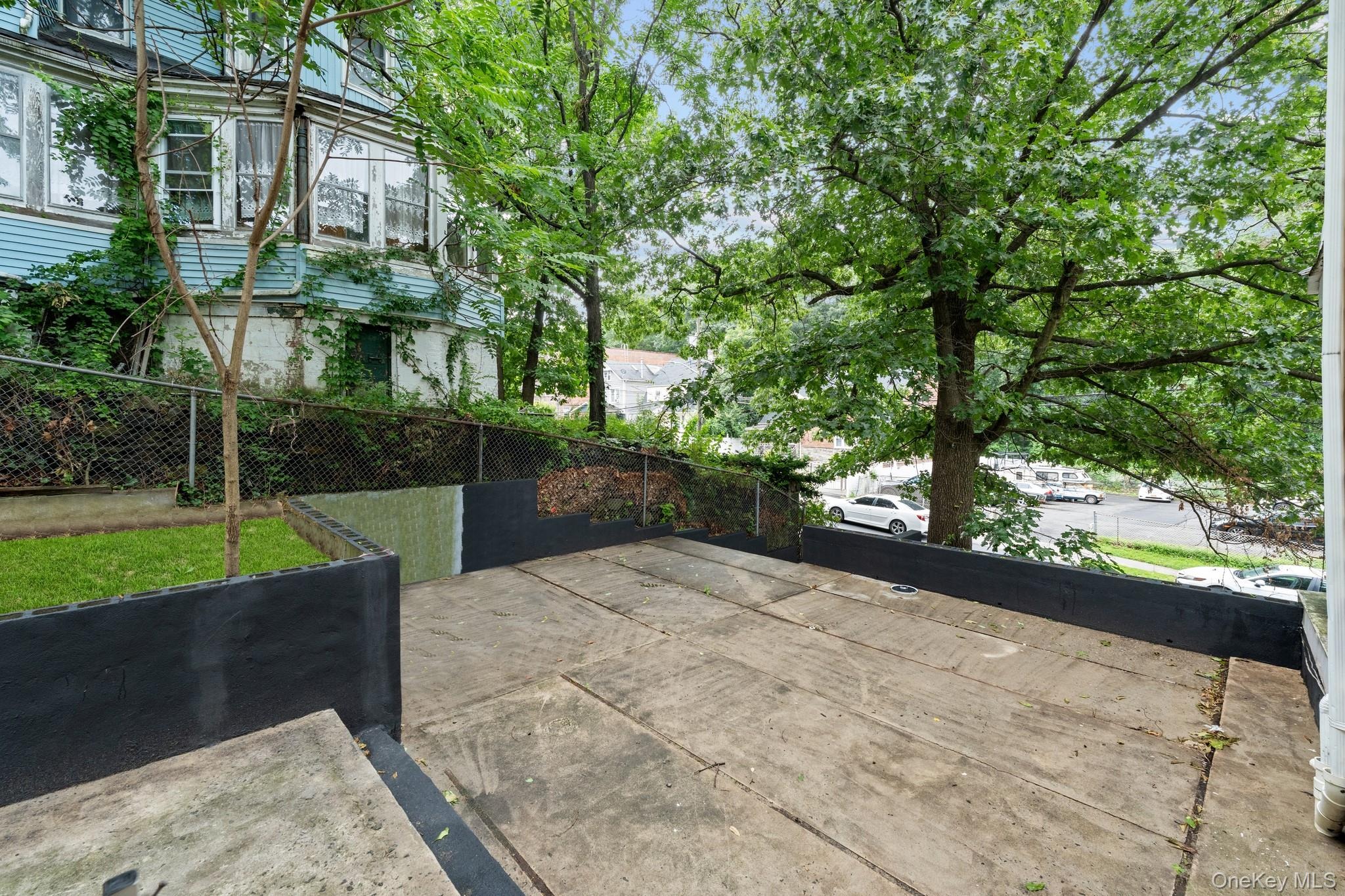 Caryl Ave, Yonkers, NY 10705