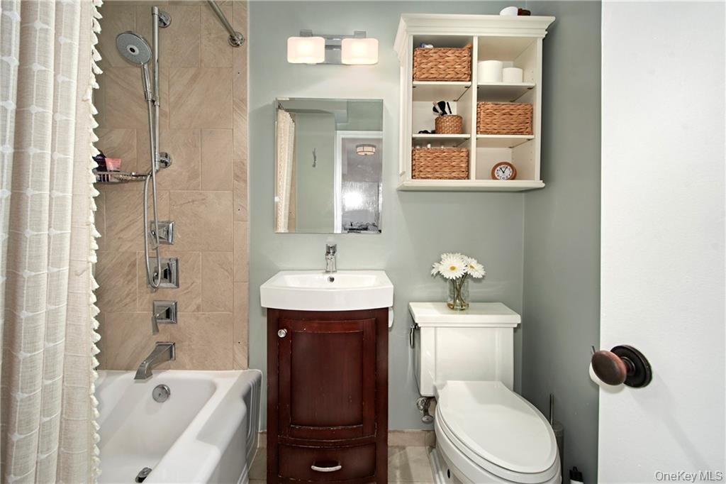 Washington Sq, Larchmont, NY 10538 #1