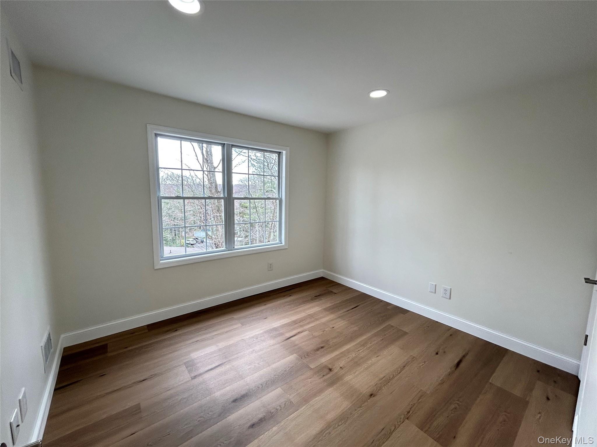 24 North Dr  