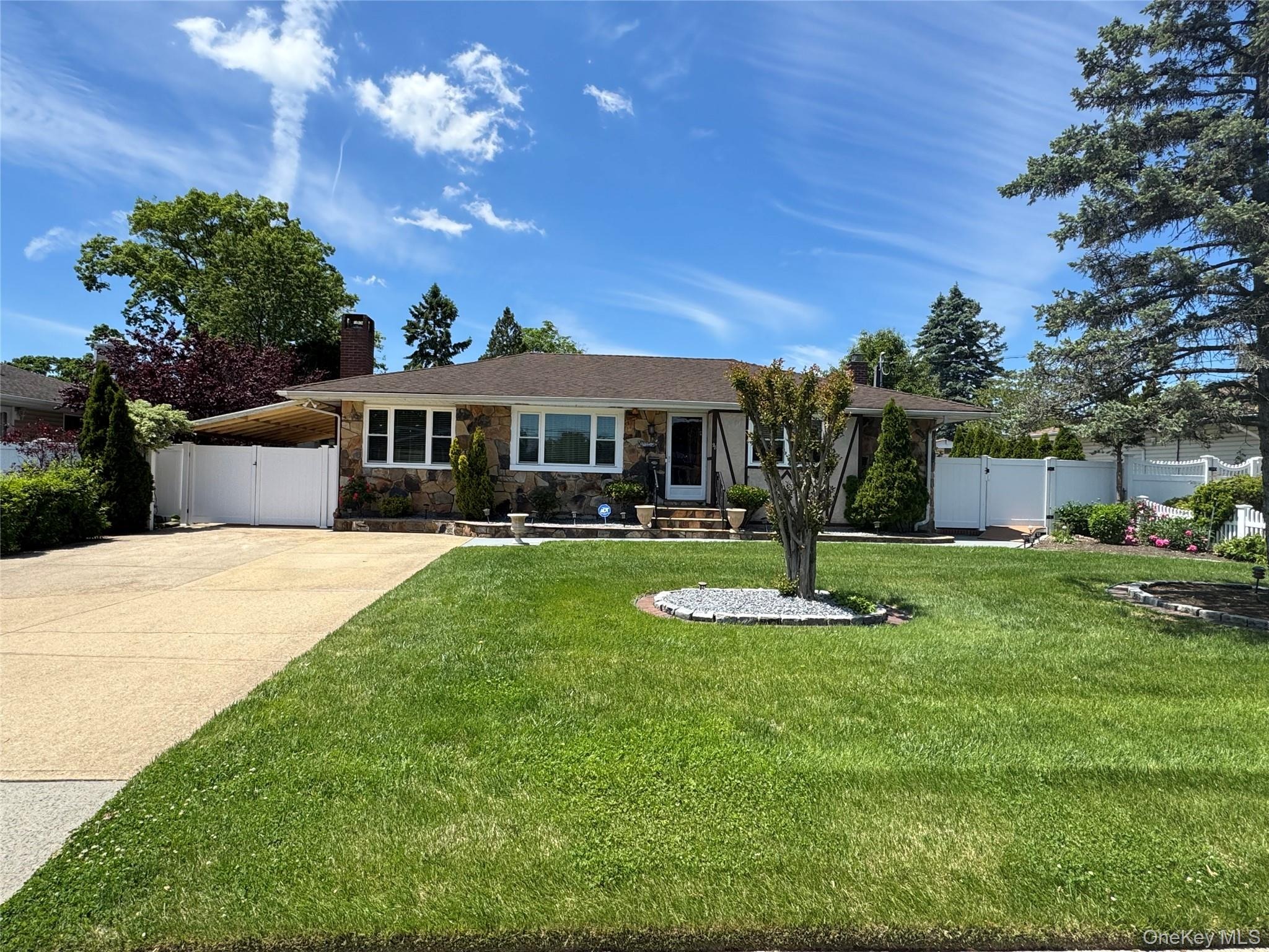 8th St, Deer Park, NY 11729 #1