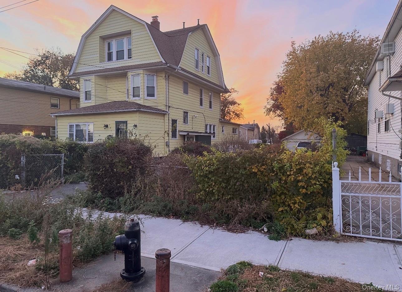222nd St, Laurelton, NY 11413 #1