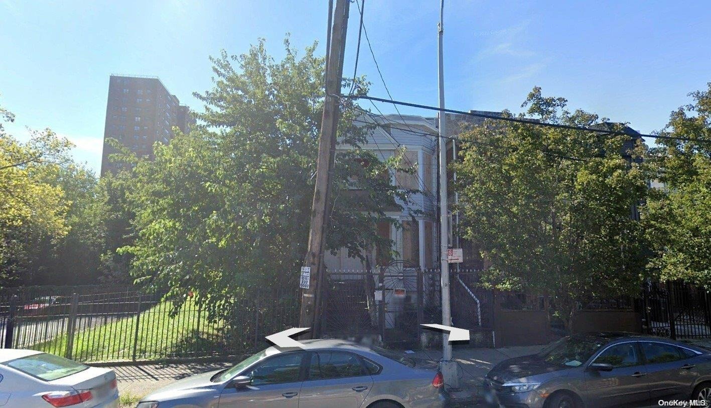 156th St, Bronx, NY 10455 #1