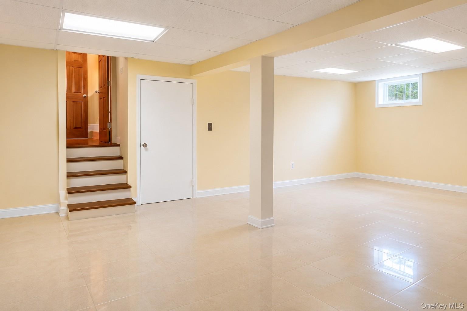 Sutton Manor Rd, New Rochelle, NY 10801