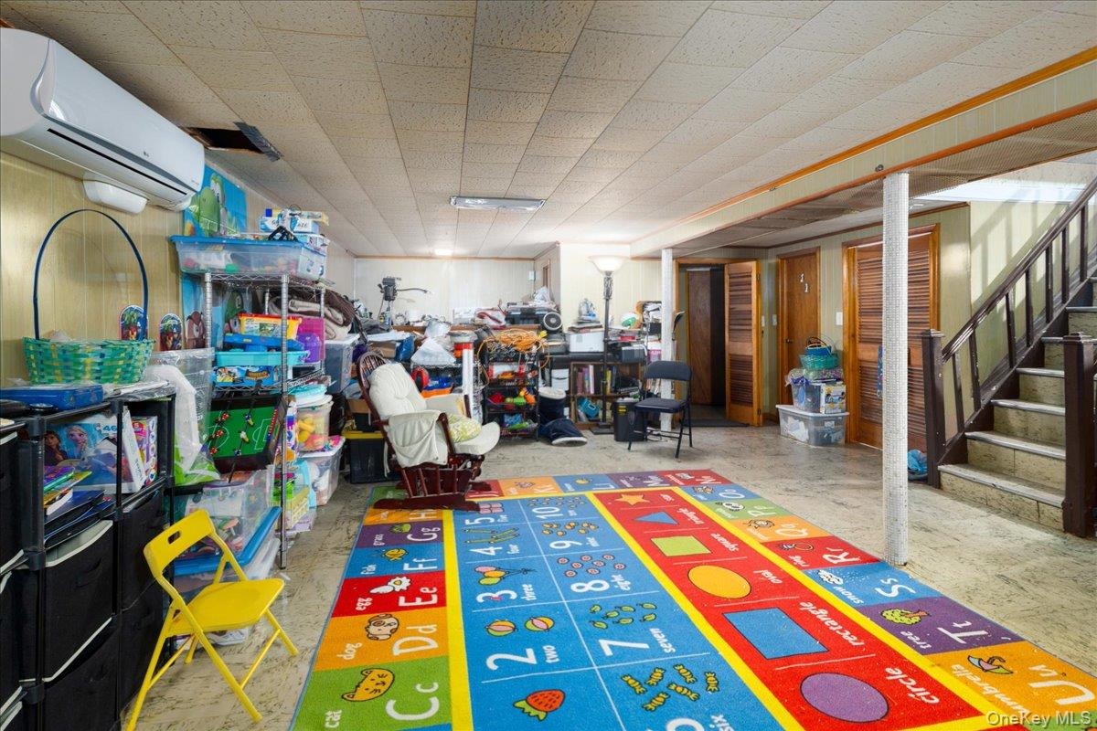 168th St, Flushing, NY 11358 #1