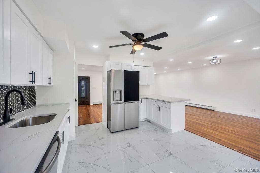 Eastfield Ln, Melville, NY 11747