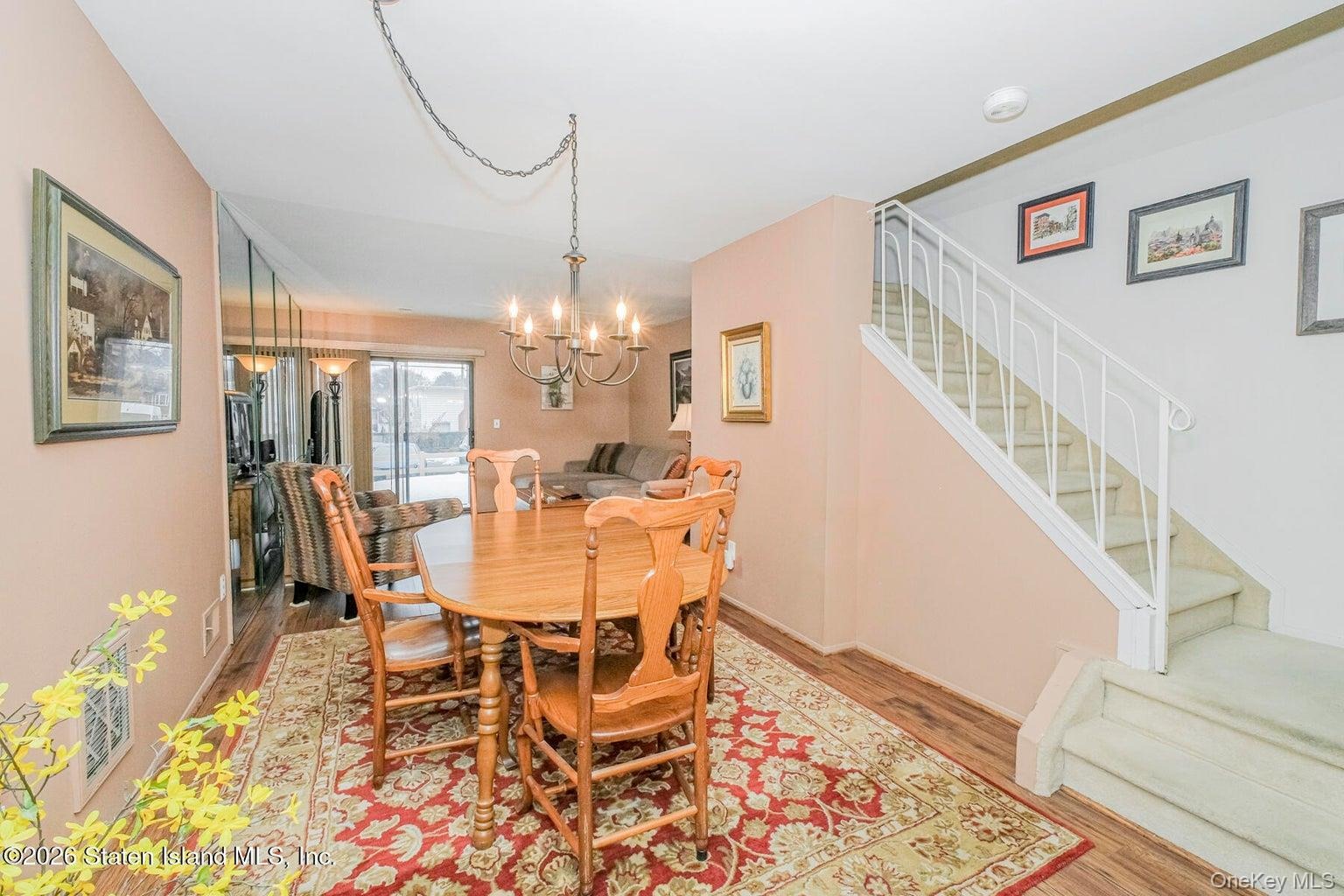 Stonegate Dr, Staten Island, NY 10304