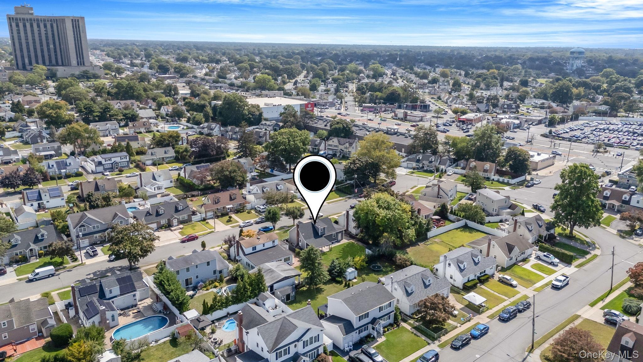 Barbara Dr, East Meadow, NY 11554