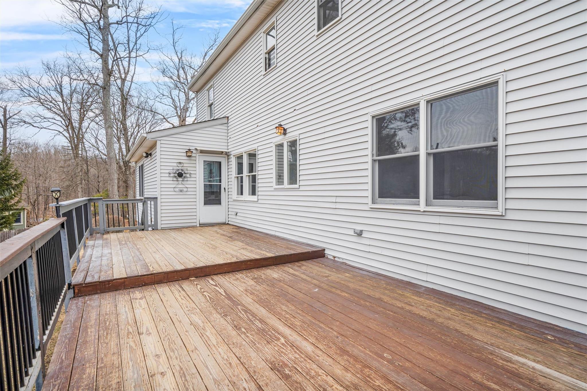Leone Ct, Highland Mills, NY 10930