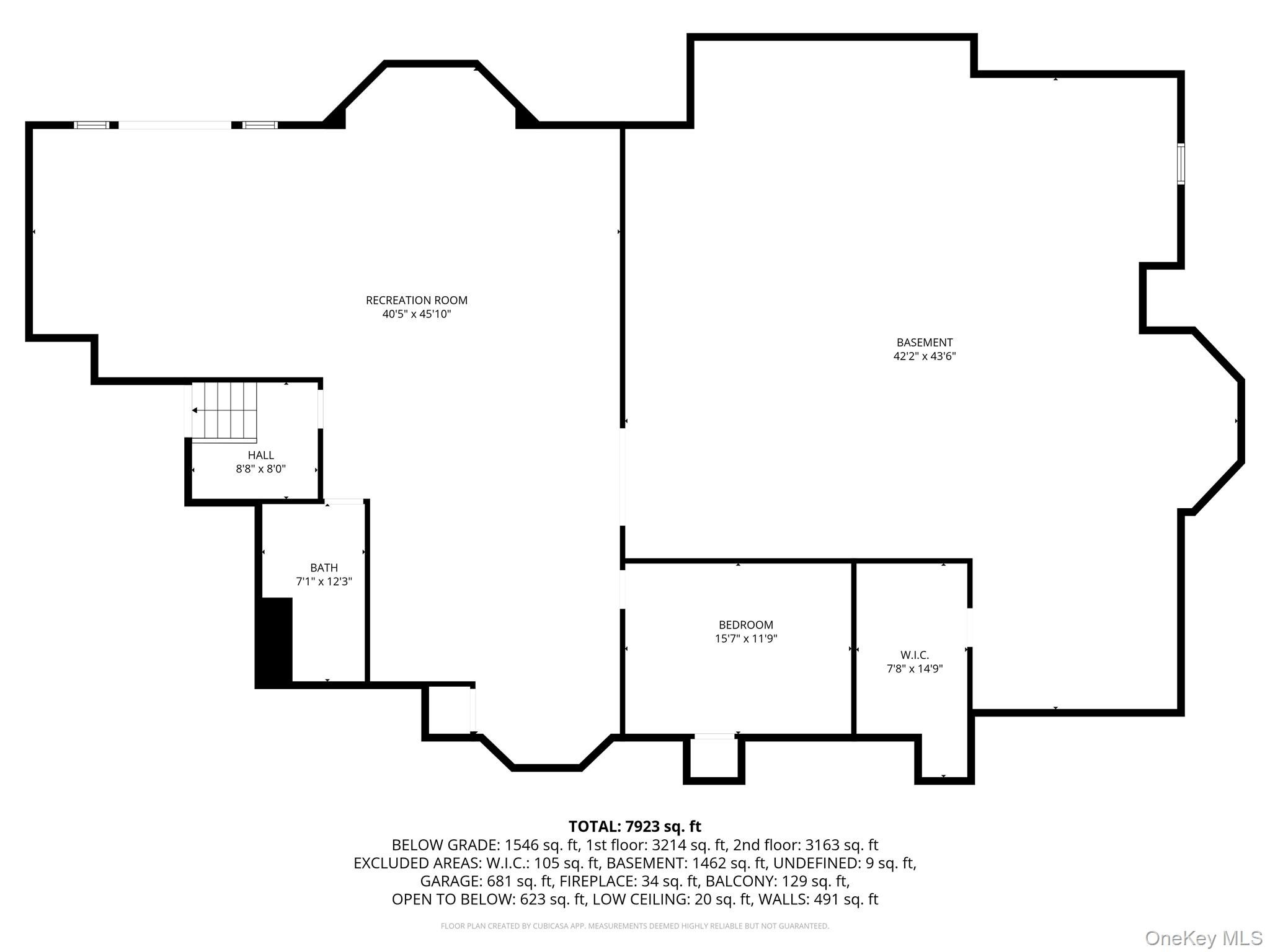 Cobblestone Ct, Centerport, NY 11721