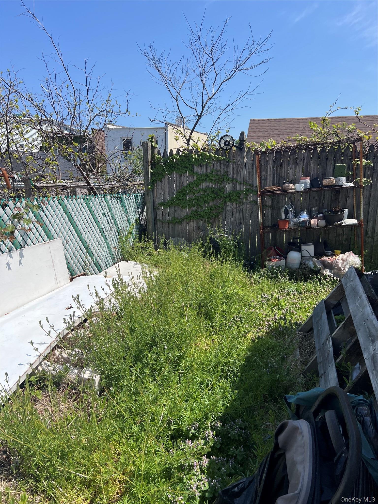 32nd Ave, East Elmhurst, NY 11369