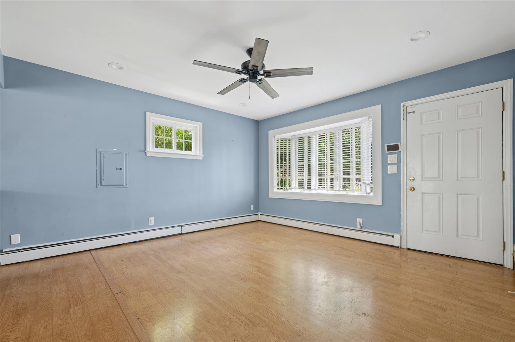 Hemlock St, Islip, NY 11751 #1
