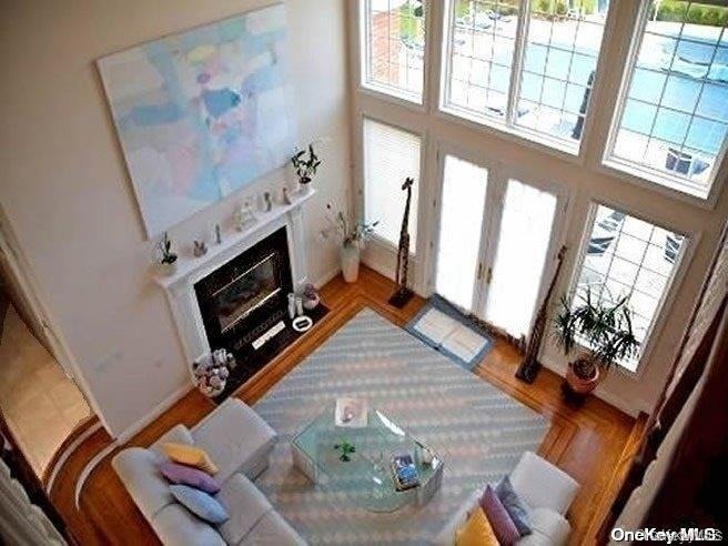 Kate Ct, East Quogue, NY 11942
