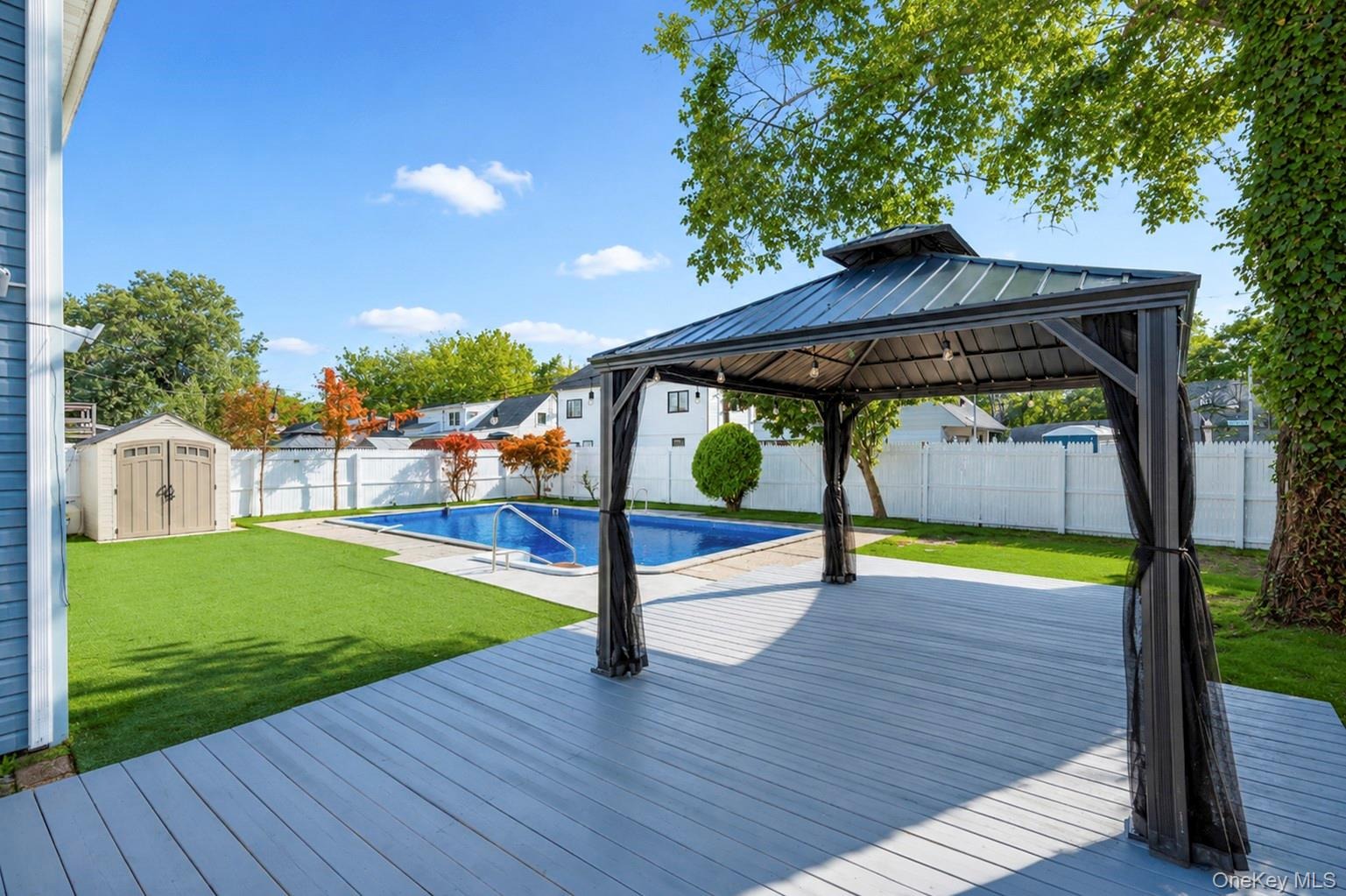 Stone Ln, Levittown, NY 11756 #1