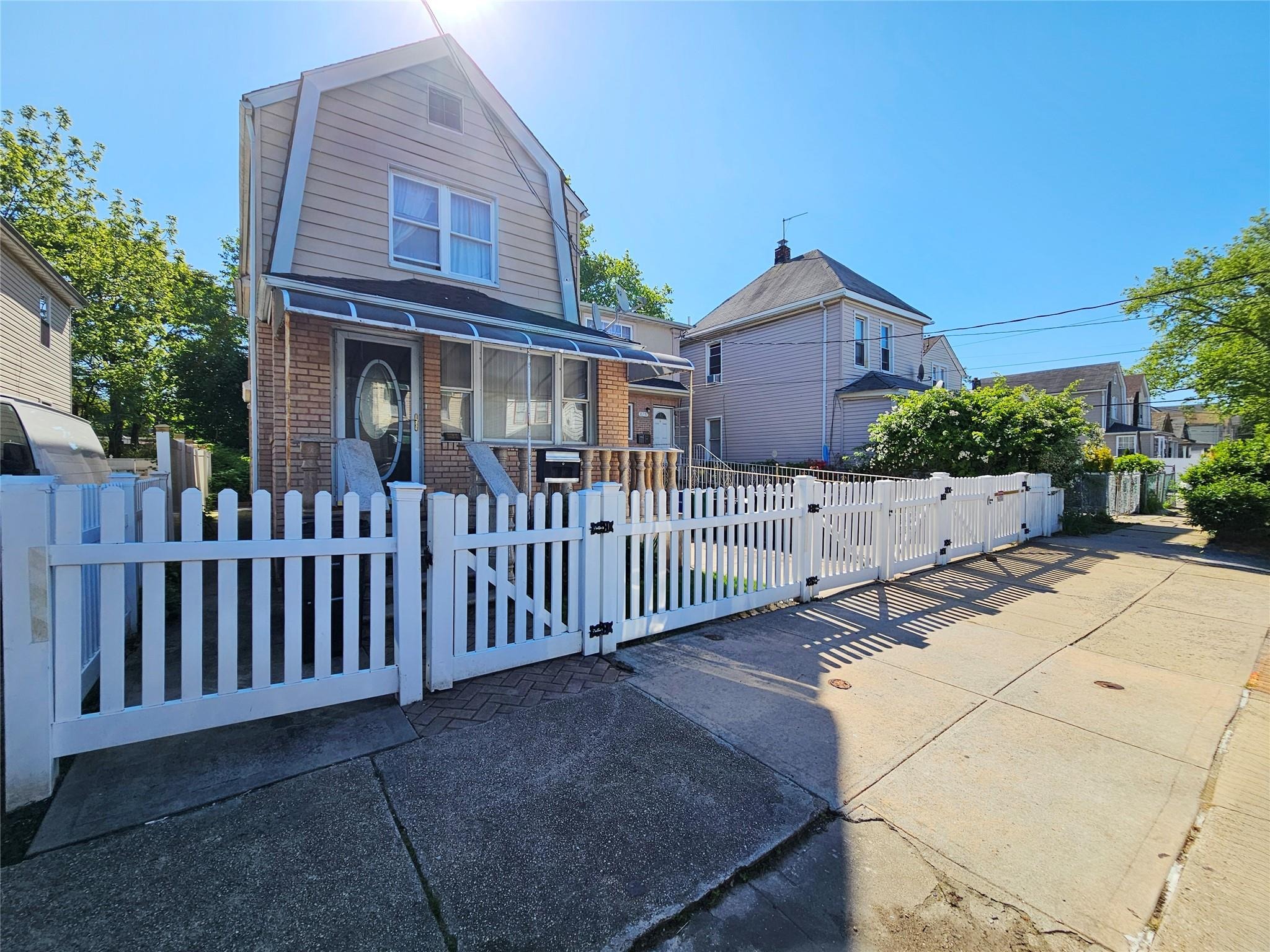 142nd Pl, Jamaica, NY 11436