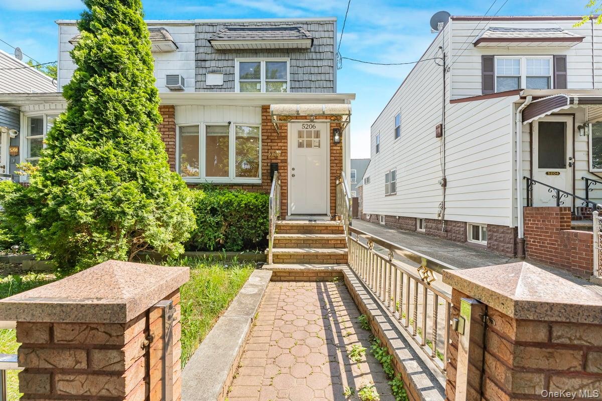 Avenue M , Brooklyn, NY 11234