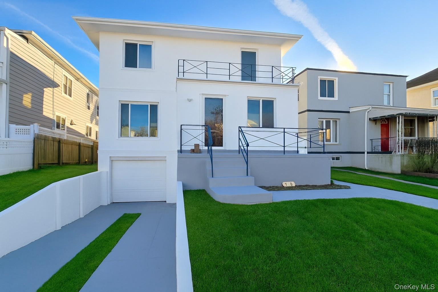 State St, Long Beach, NY 11561