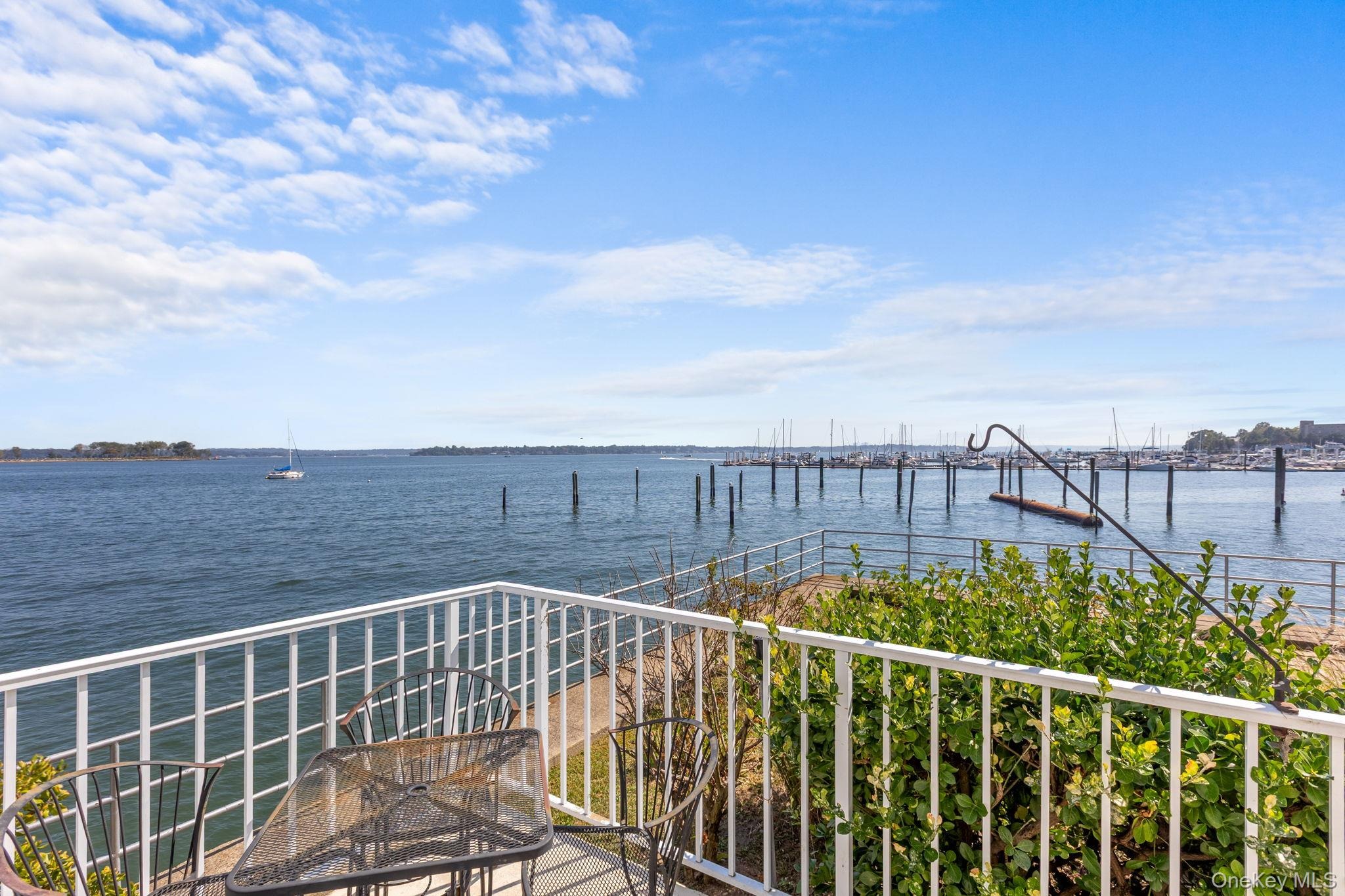 Deepwater Way, Bronx, NY 10464