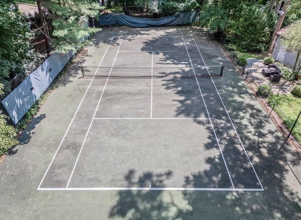 Summerwind Dr, Glen Head, NY 11545 #1
