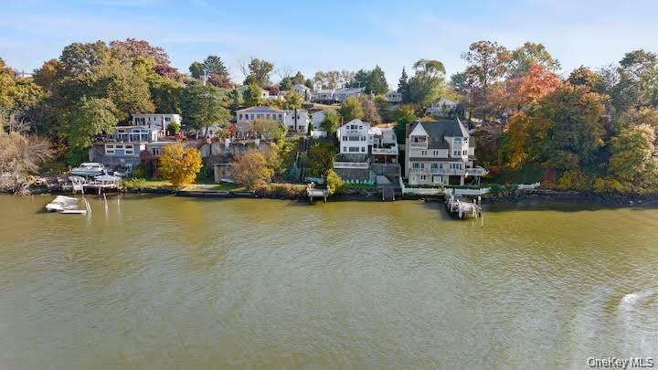 Wayne Ave, Verplanck, NY 10596