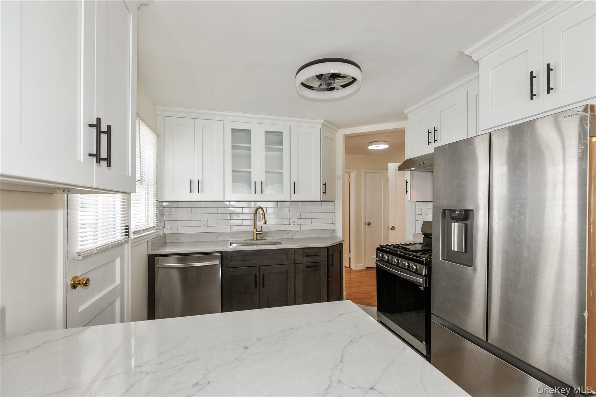 7th Ave, New Hyde Park, NY 11040 #1