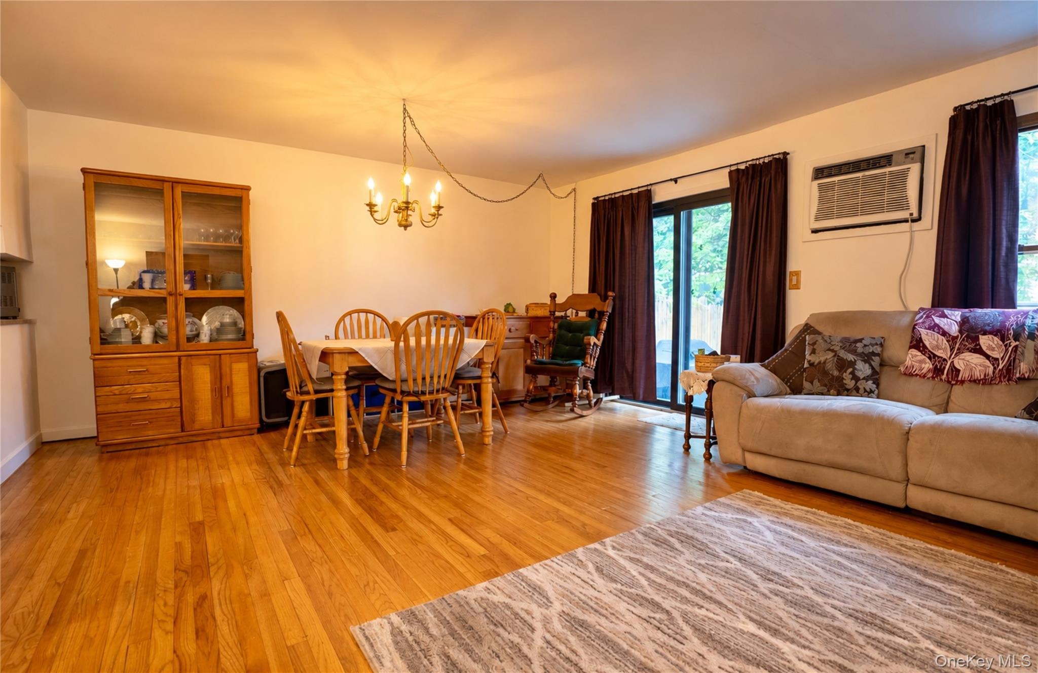 Sycamore Dr, Beacon, NY 12508