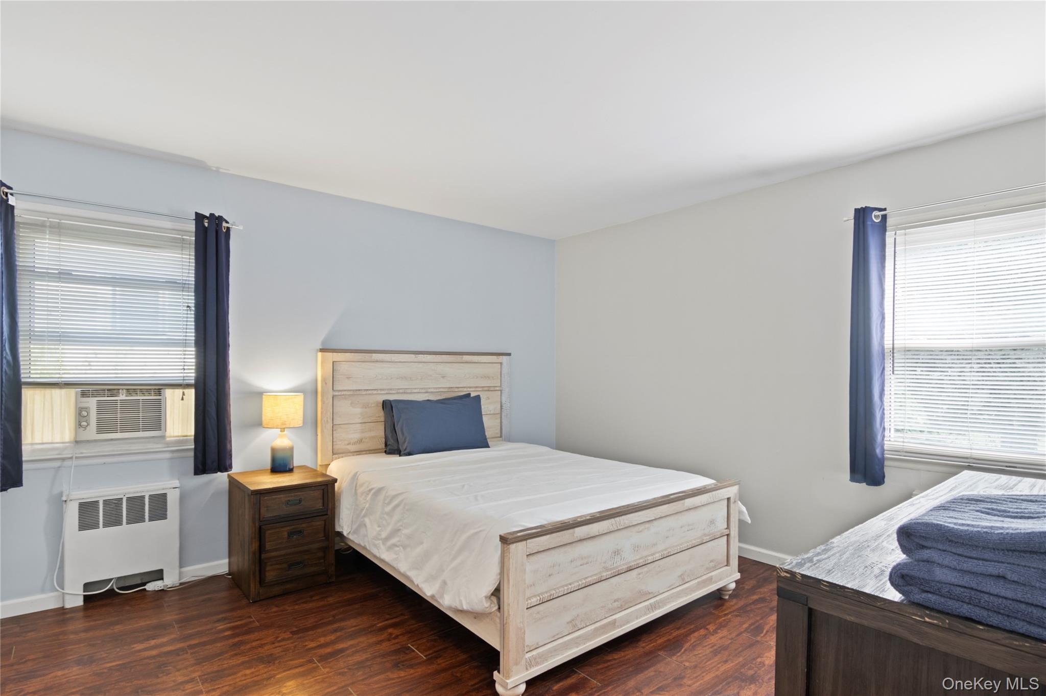 Glenwood Rd, Glen Head, NY 11545 #1