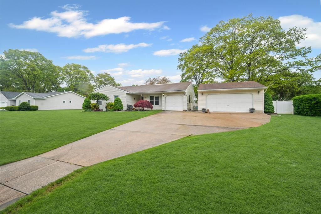 Timber Trail Ln, Medford, NY 11763 #1