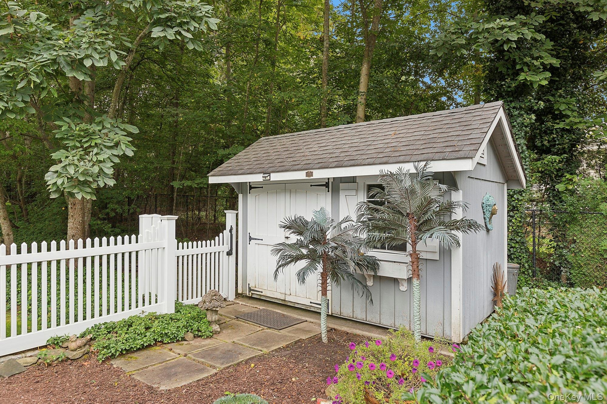 Saddlebrook Ln, Manorville, NY 11949 #1