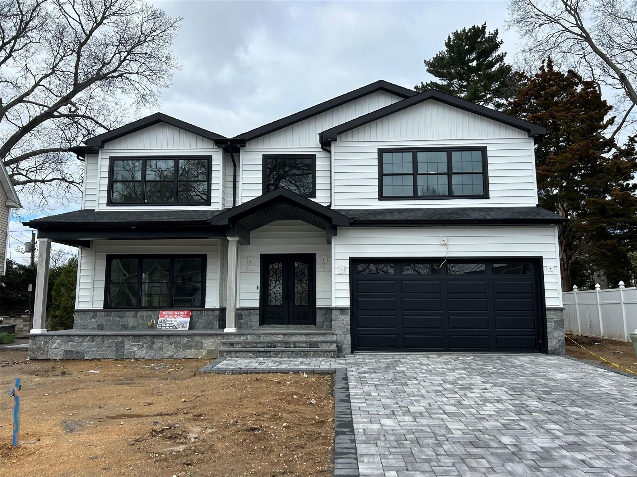 Auburn Rd, Wantagh, NY 11793
