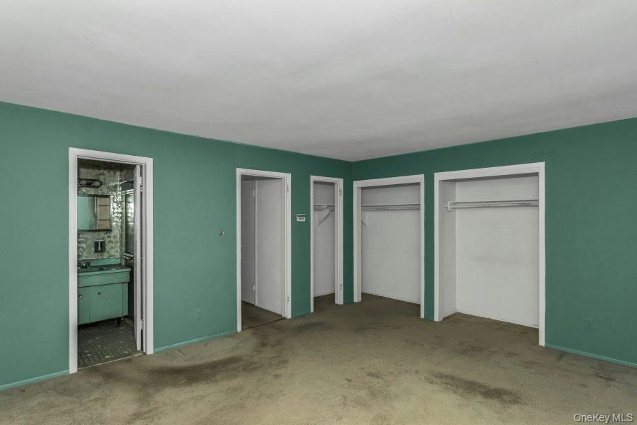 Cedar Dr, Roslyn, NY 11576 #1