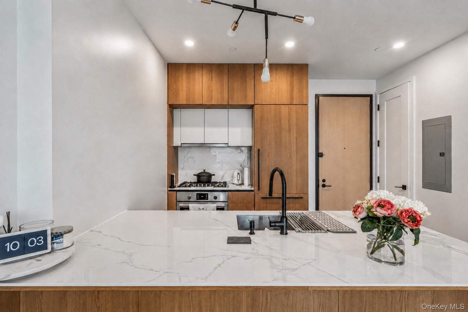 Court Sq, Long Island City, NY 11101
