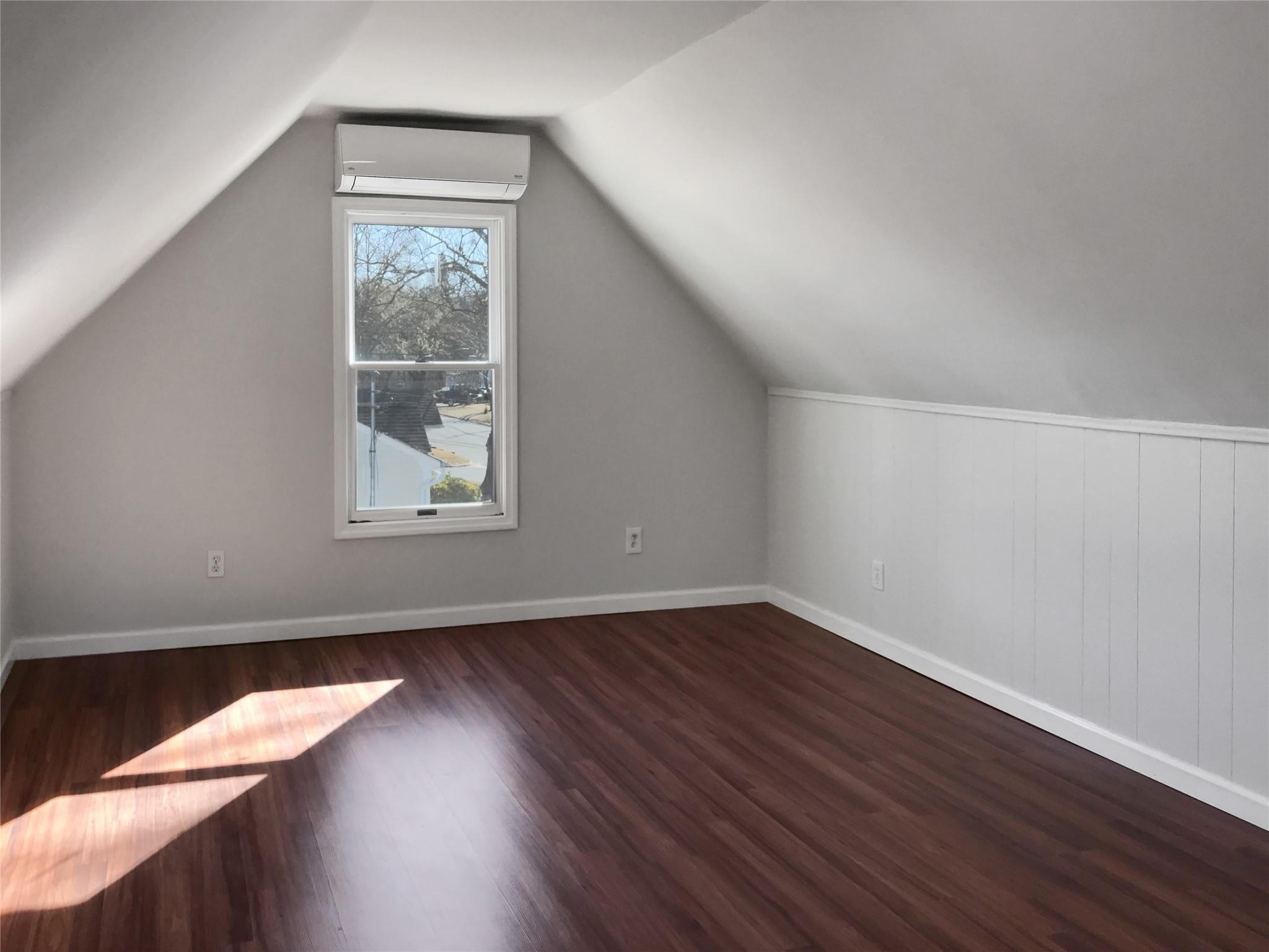 Lehigh Ave, Centereach, NY 11720