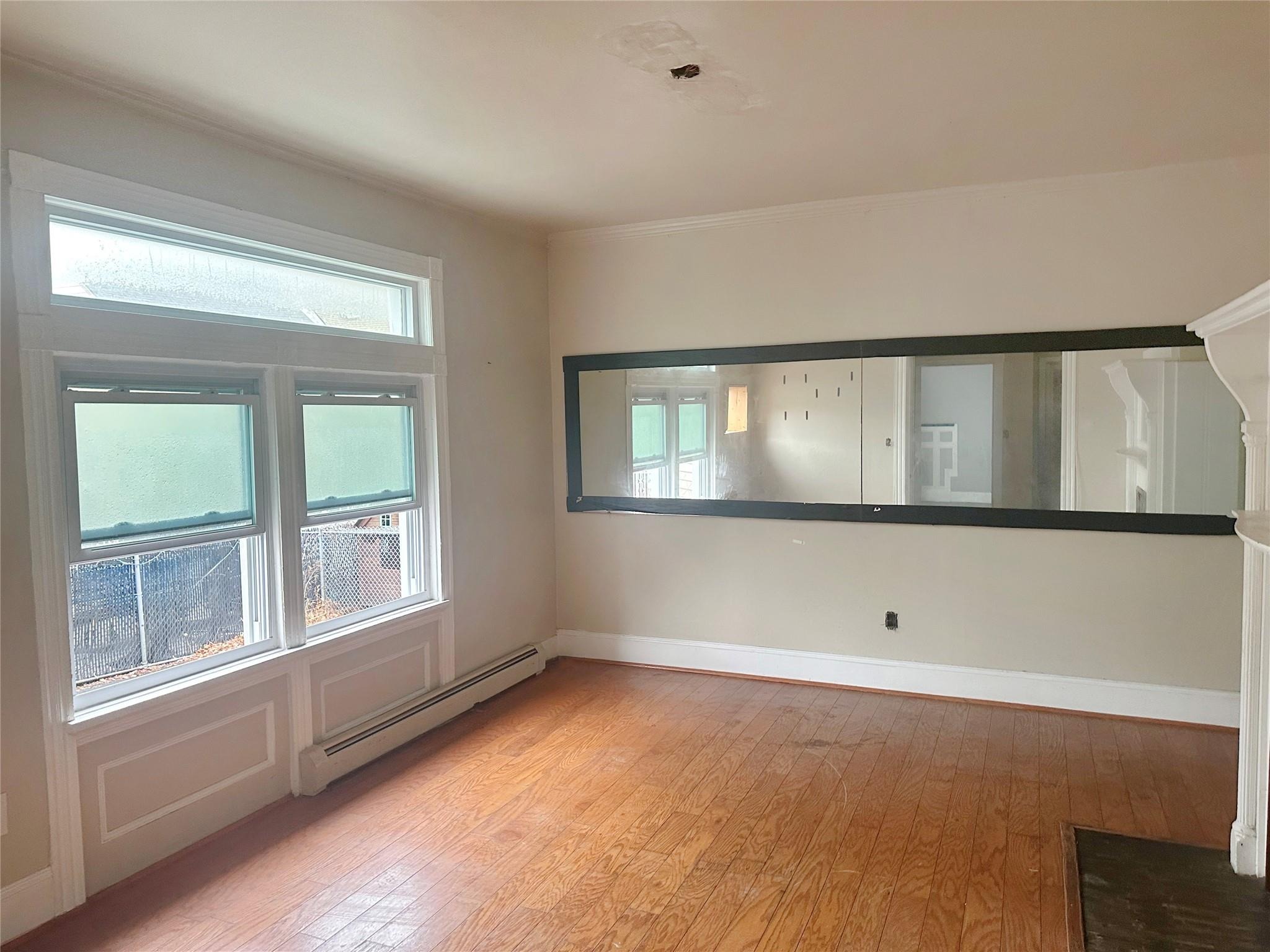 Martens Pl, Mount Vernon, NY 10550