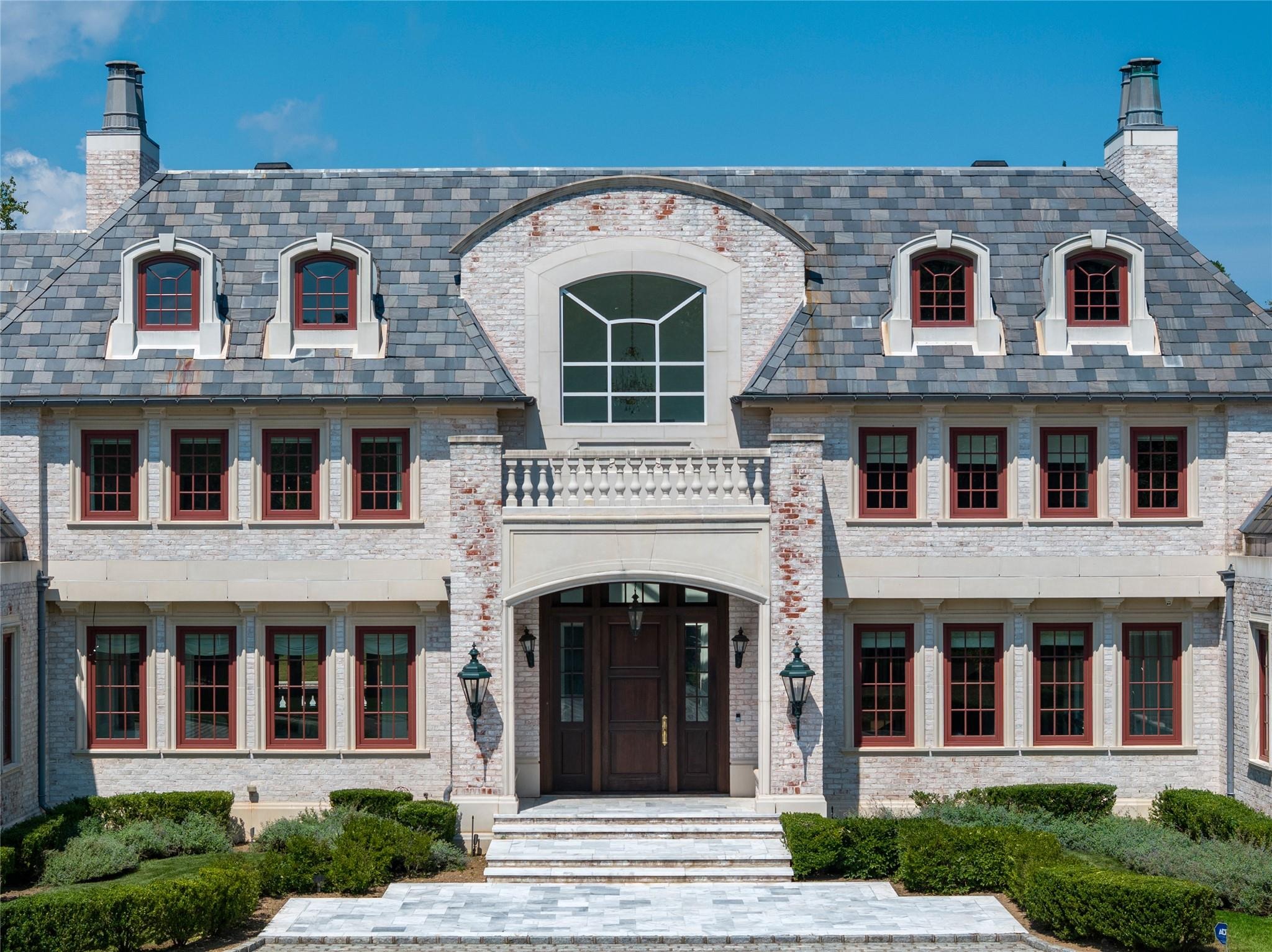 Hicks Ln, Port Washington, NY 11050 #1