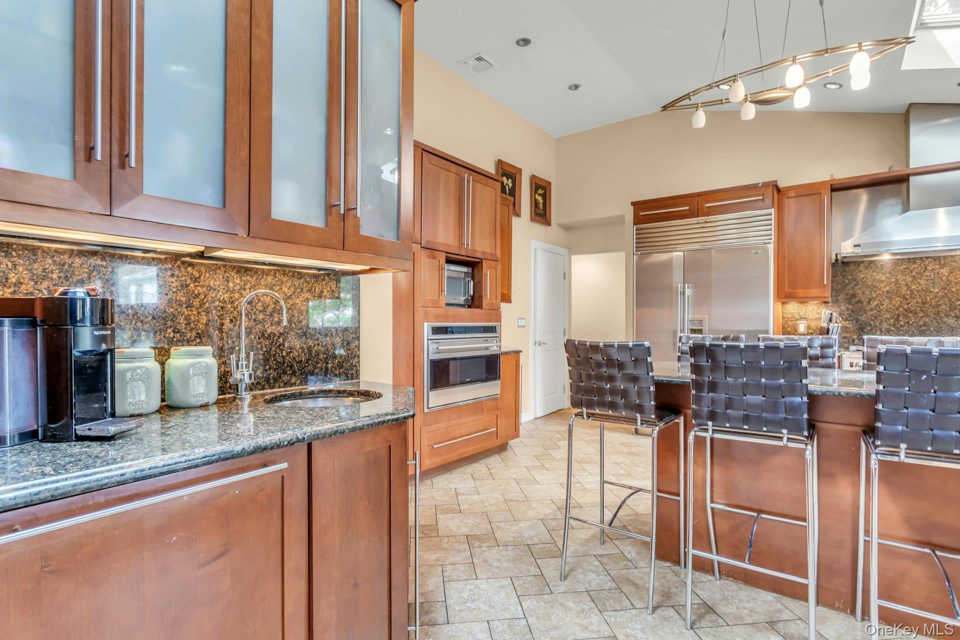 Chestnut St, Glen Cove, NY 11542