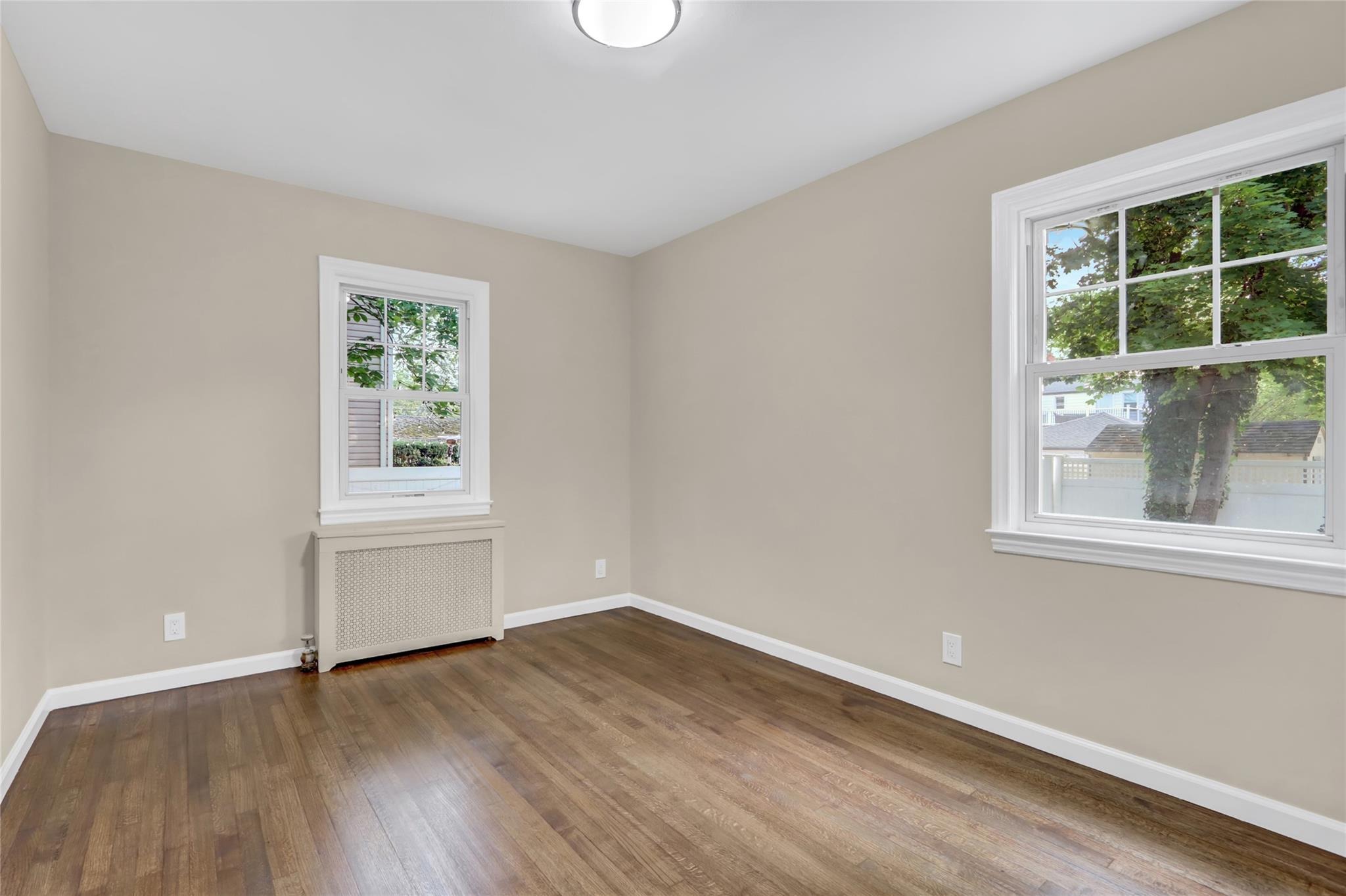 Prince St, North Baldwin, NY 11510