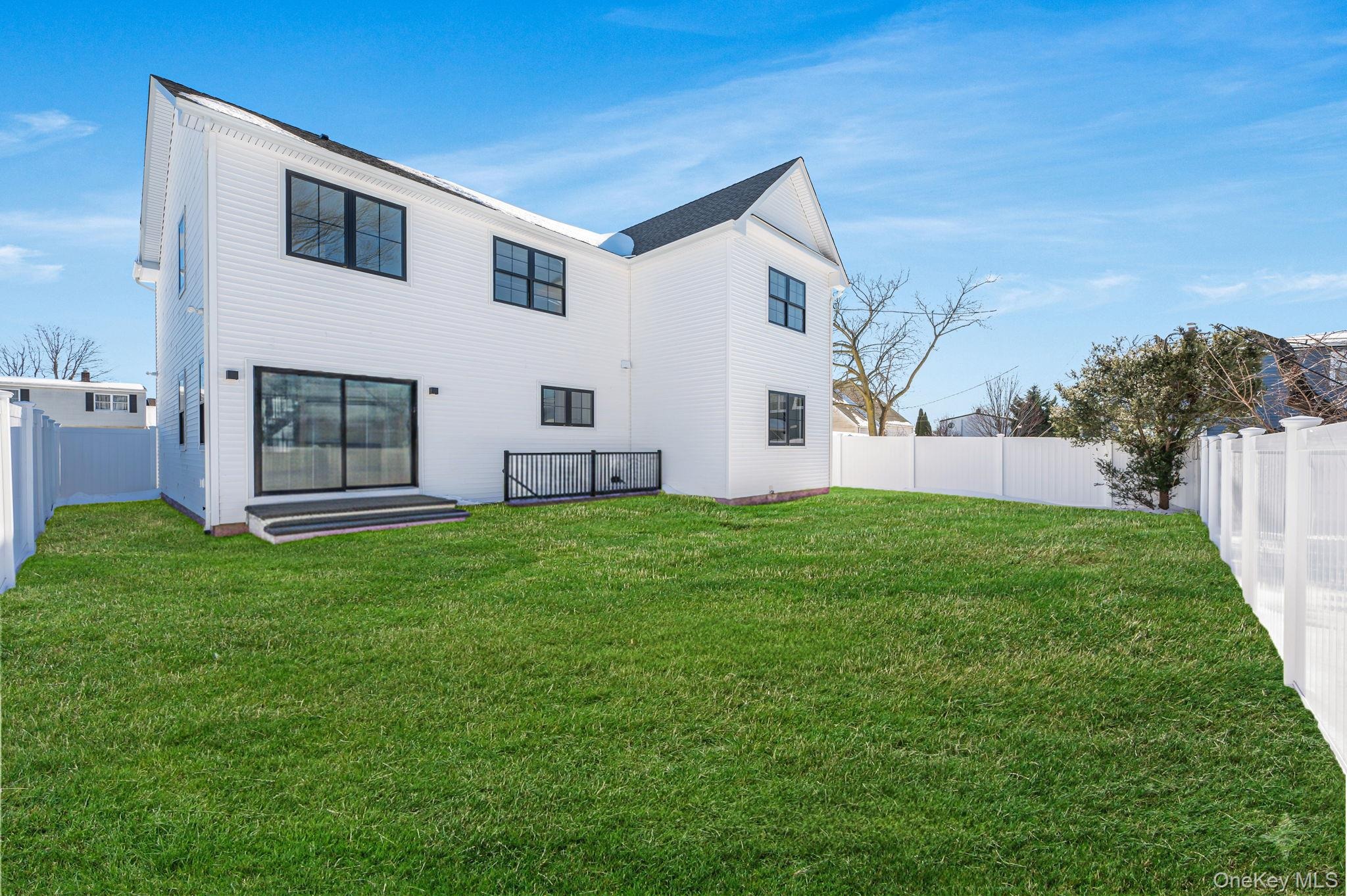 Pond Ln, Levittown, NY 11756 #1