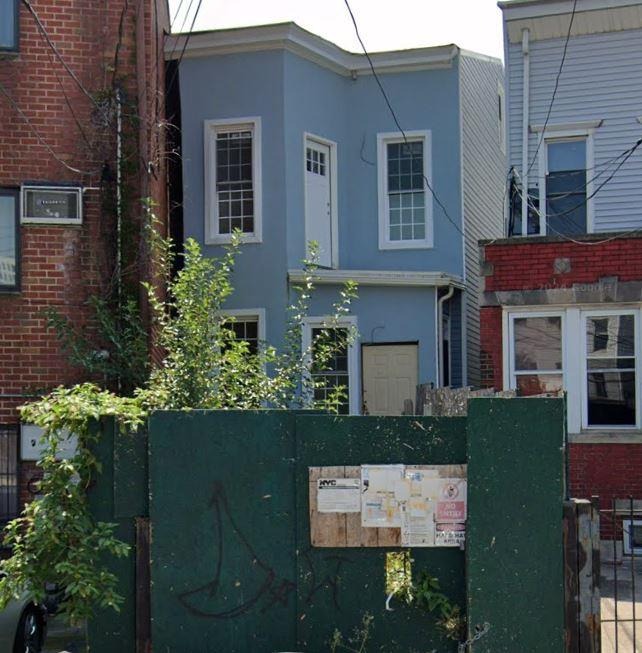 Welling Ct, Astoria, NY 11102