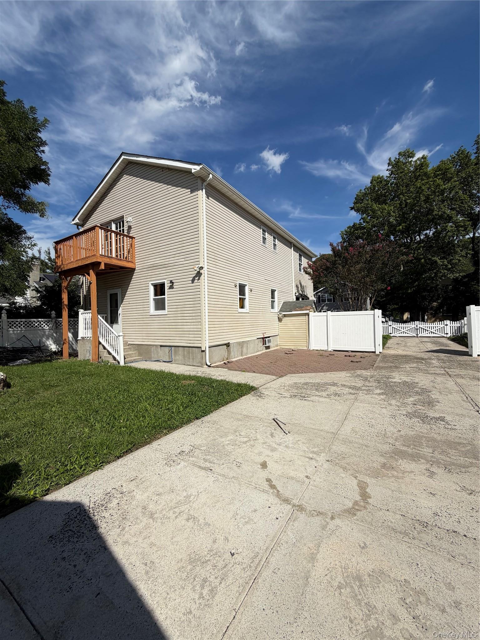 Park Ave, West Hempstead, NY 11552 #1