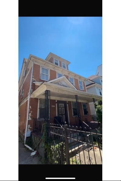 28th St, Brooklyn, NY 11210