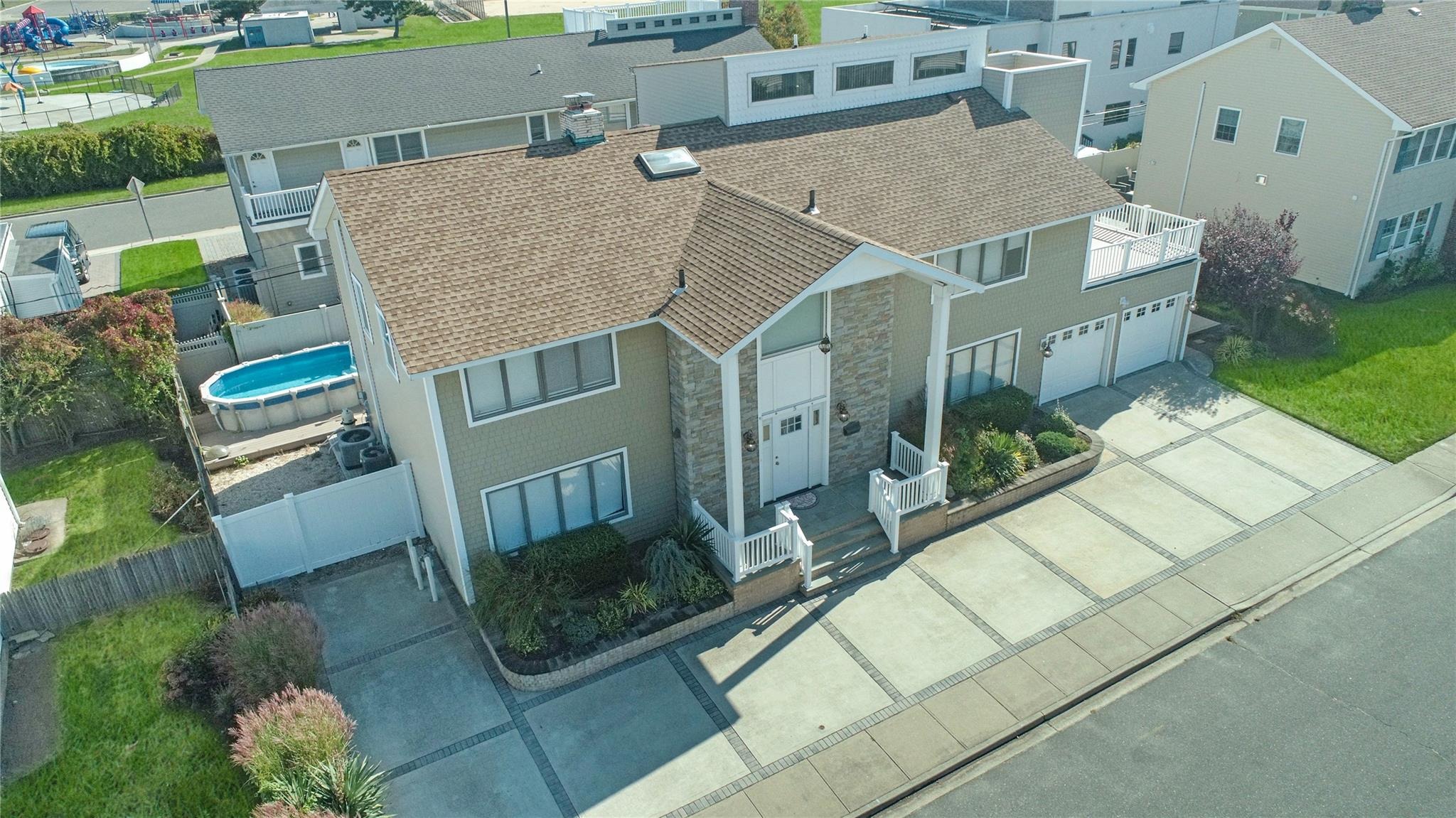 Kensington St, Lido Beach, NY 11561