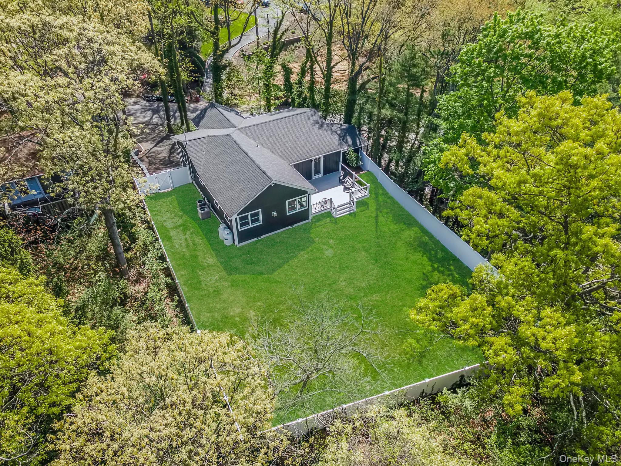 Friendly Rd, Smithtown, NY 11787 #1