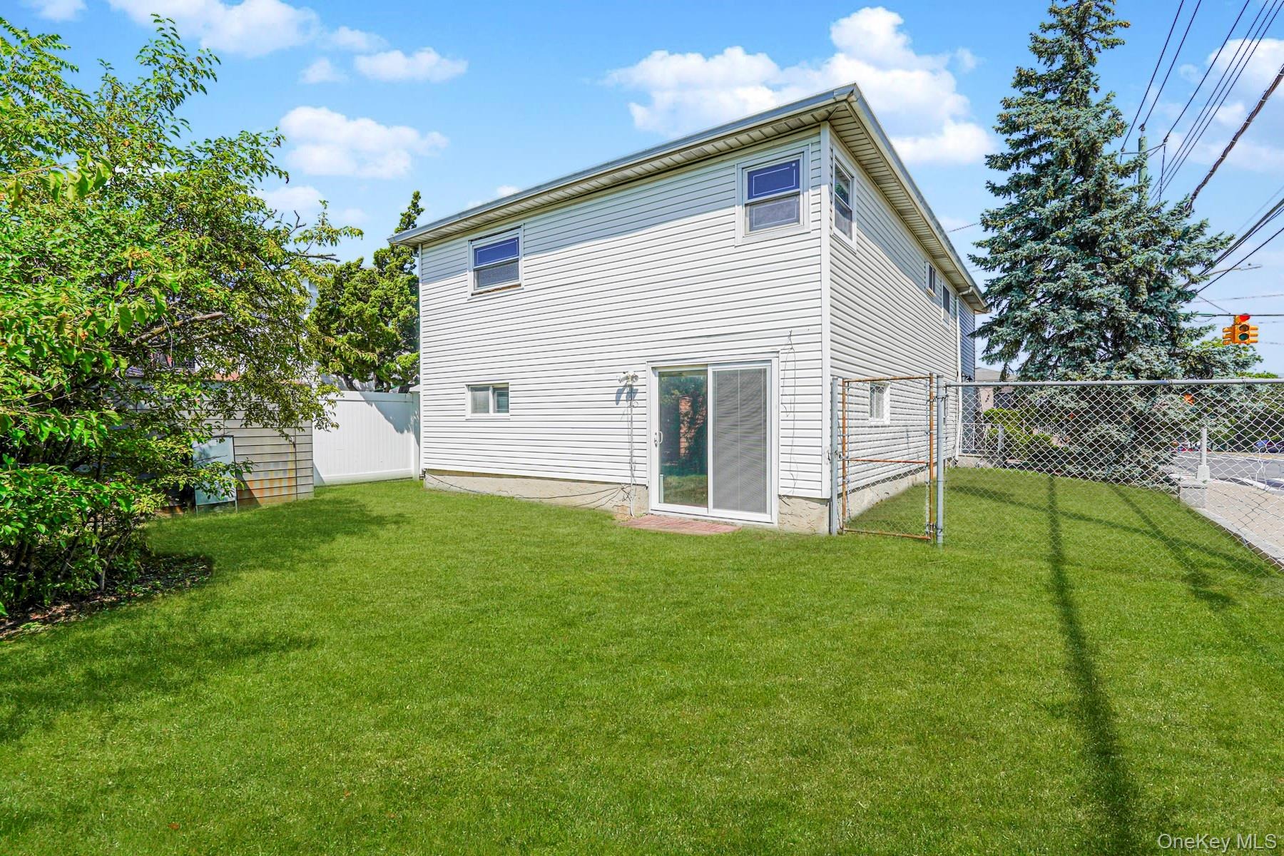 Barlow Ave, Staten Island, NY 10312
