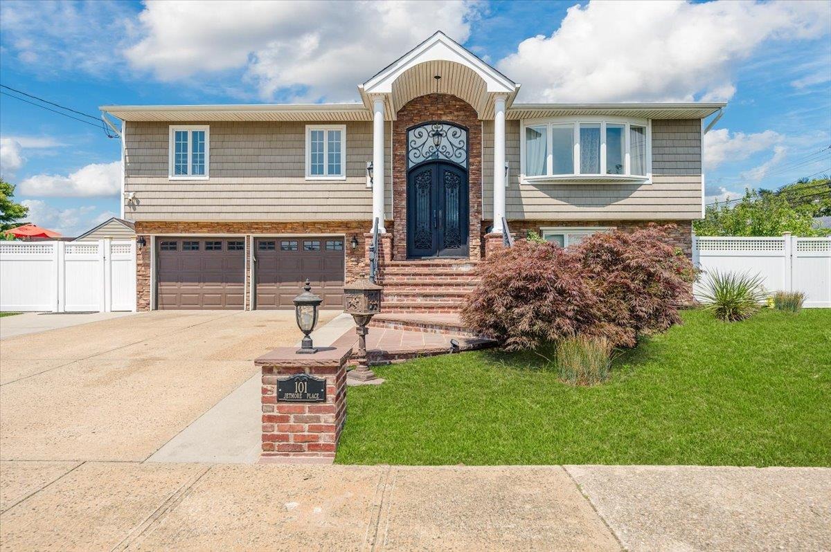 Jetmore Pl, Massapequa, NY 11758 #1