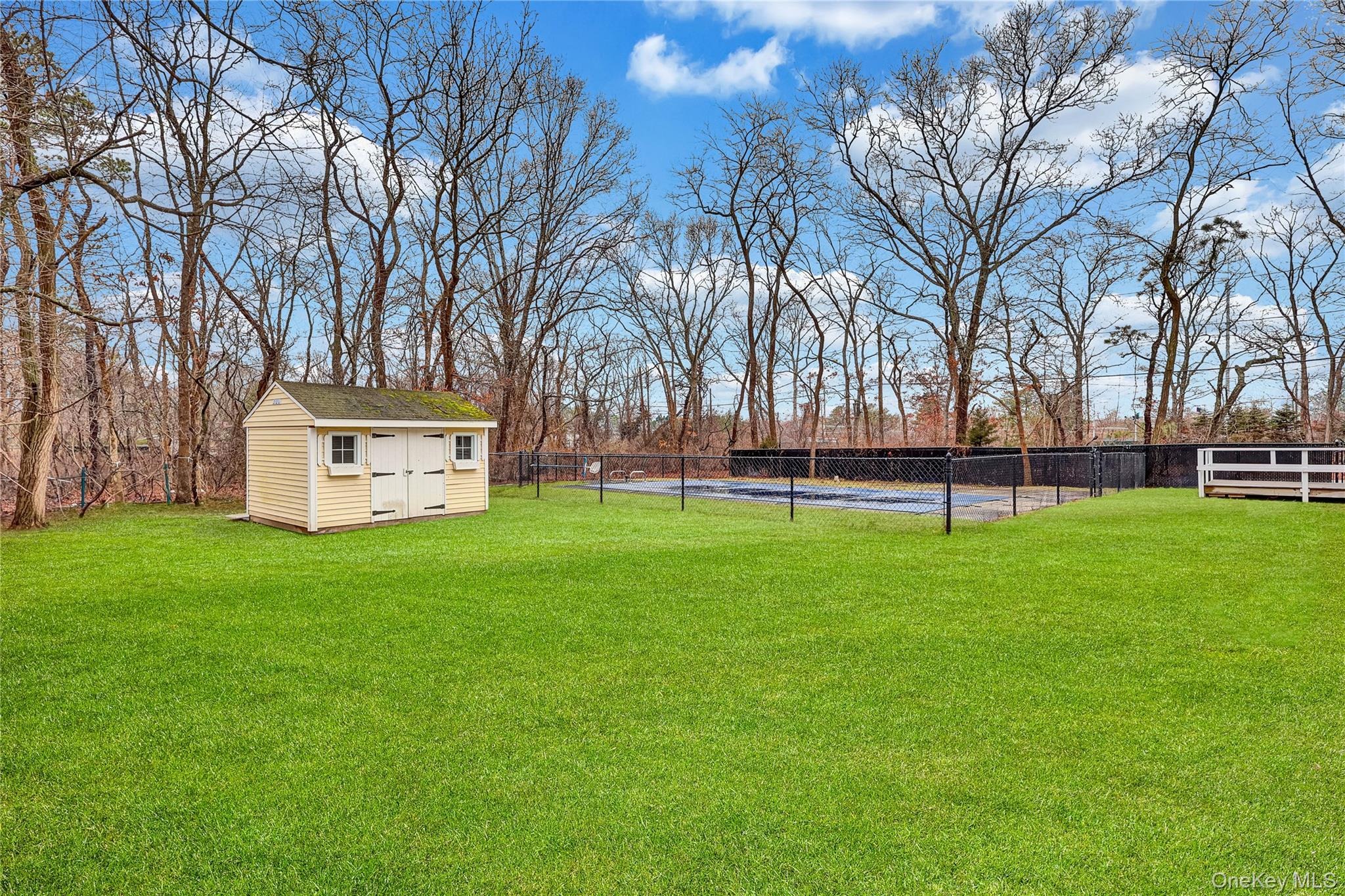 7th St, Center Moriches, NY 11934