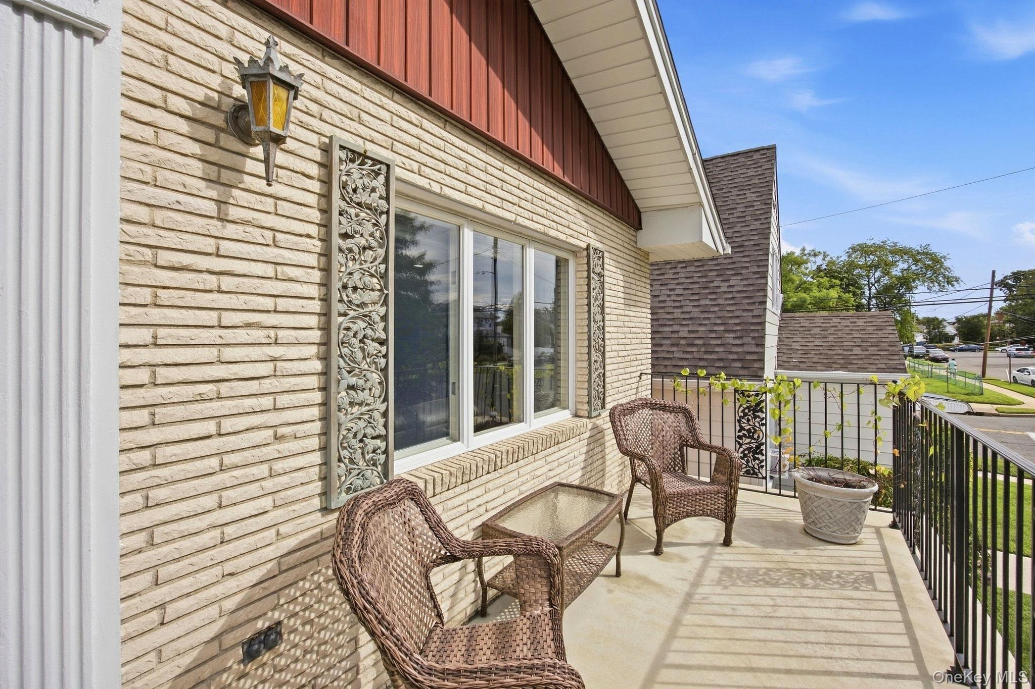 85th Ave, Floral Park, NY 11001 #1