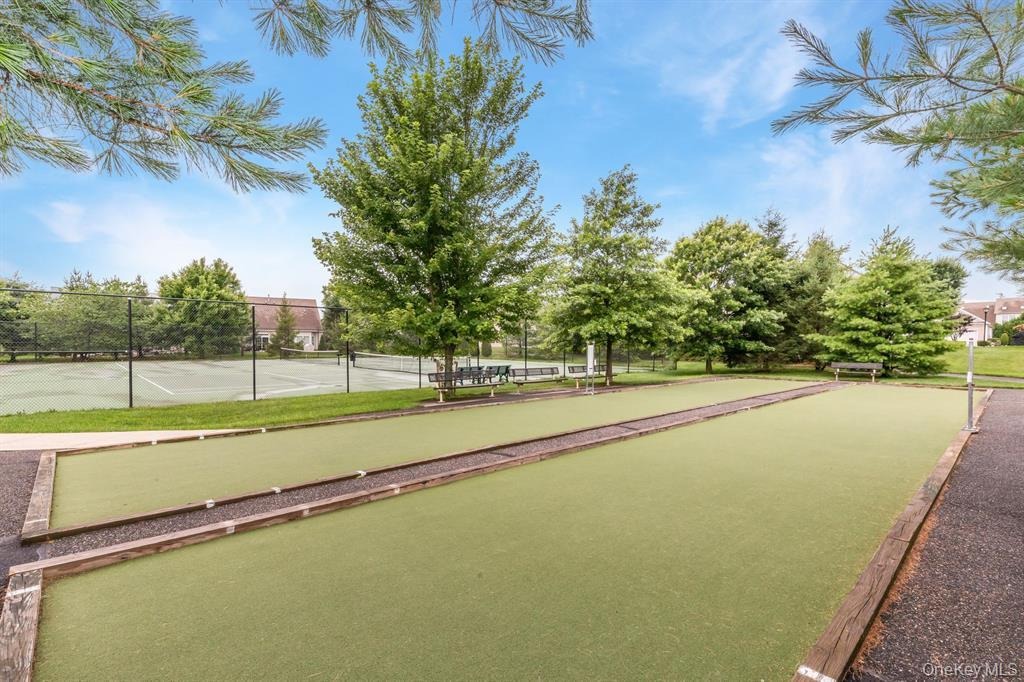 Oakhurst Ct, Mount Sinai, NY 11766 #1