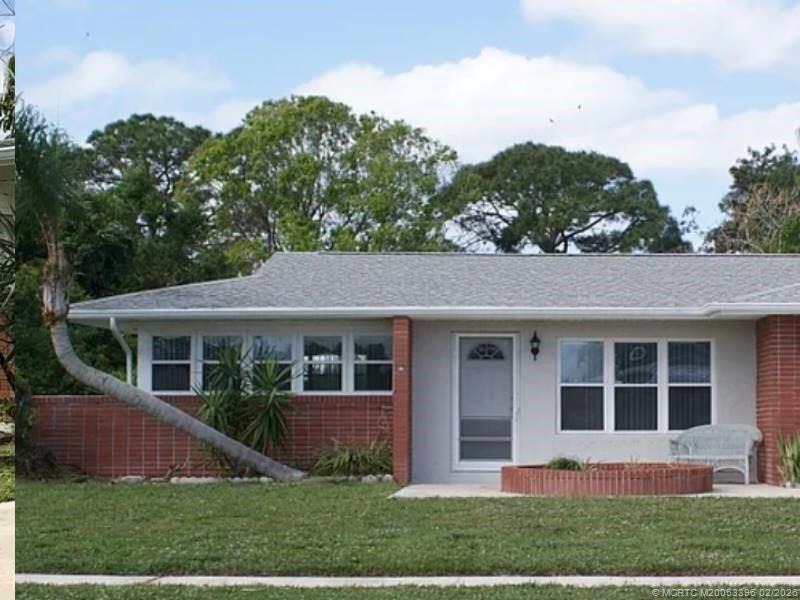 Ivanhoe Dr, Port Saint Lucie, FL 34983