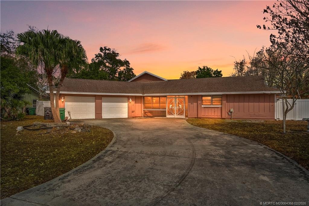Lansdowne Ave, Port Saint Lucie, FL 34983
